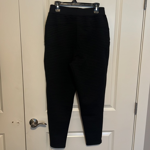 Lululemon lab Textured Grid High-Rise Jogger 28” - Picture 4 of 5